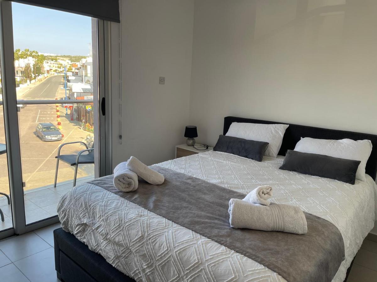 Cielo Apartment No2 アヤナパ エクステリア 写真